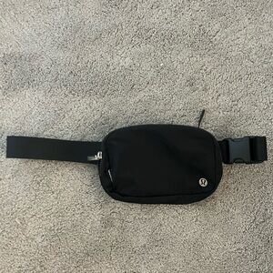 Black Lululemon Belt Bag